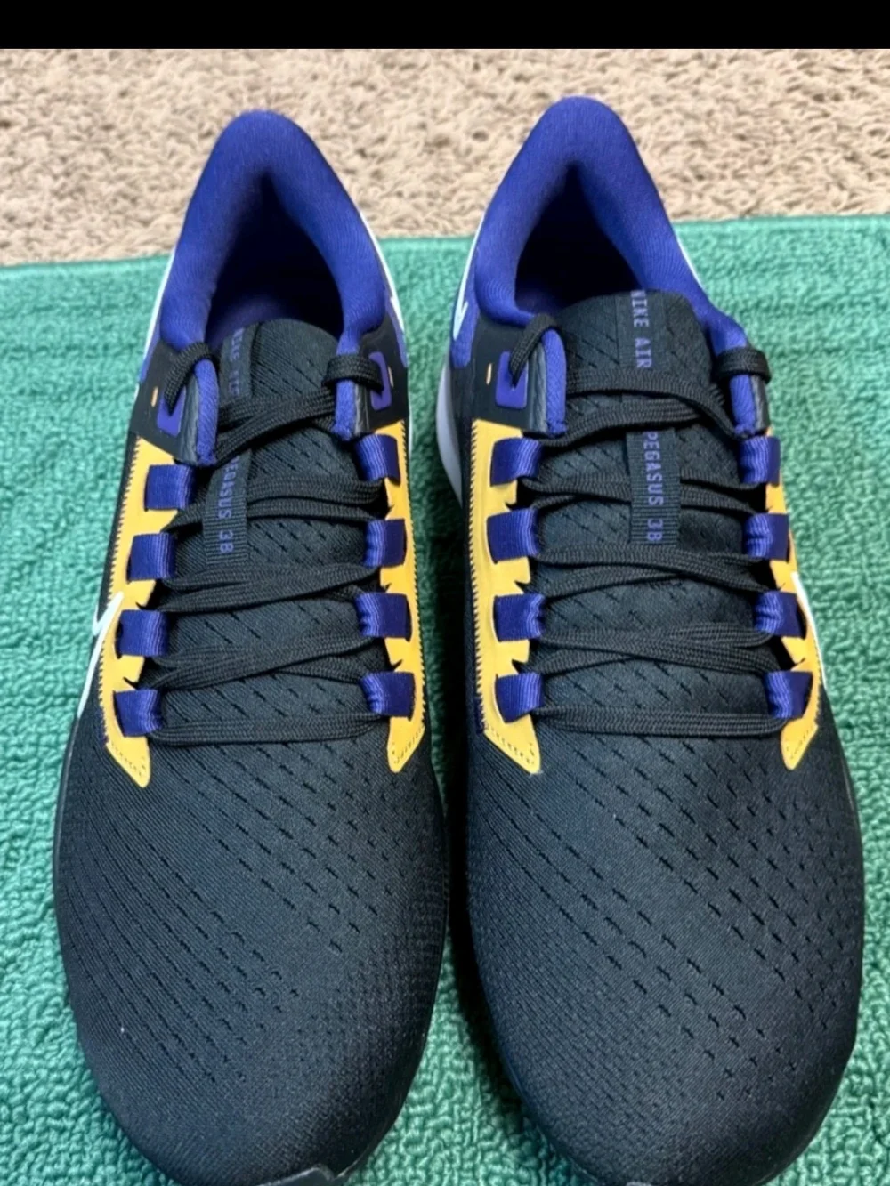 Nike Men’s Baltimore Ravens Air Zoom Pegasus 38